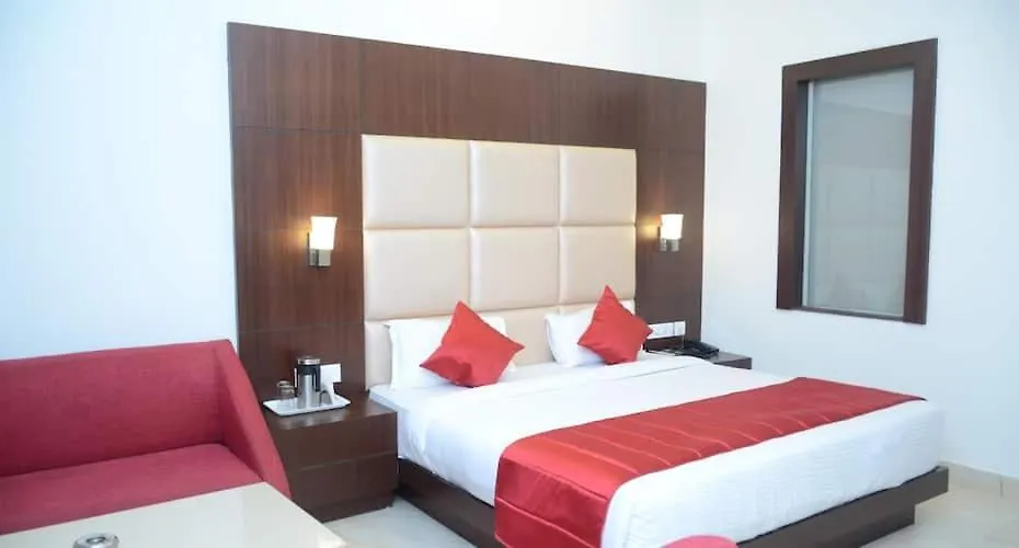**  Hotel Shri Ram India